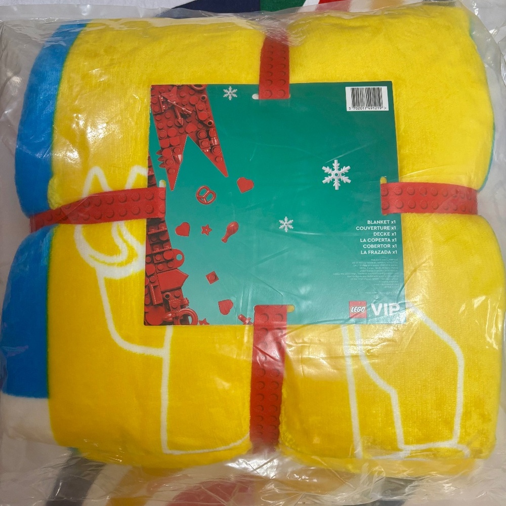 Bedding, Fleece Blanket Polyester - VIP, Multicolored Brand New with tags